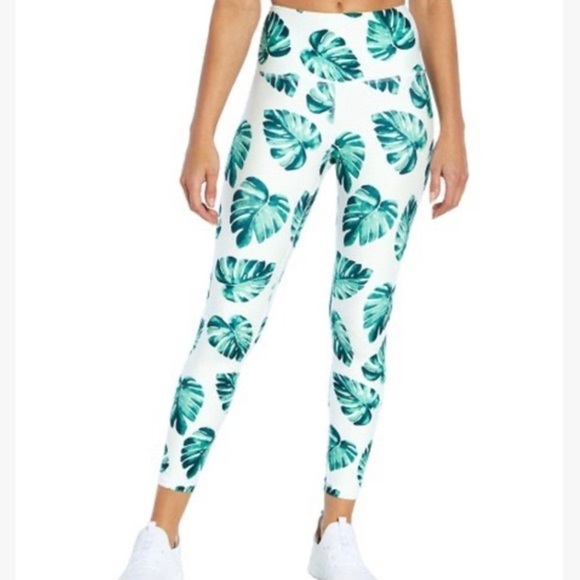 NWT Wildfox Luxe Legging Tropical Banana Leaves - Picture 1 of 10